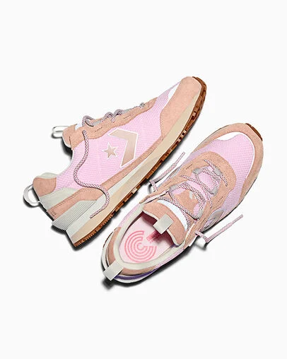 Omega Trainer SE Dried Earth/New Found Bloom, Angled View