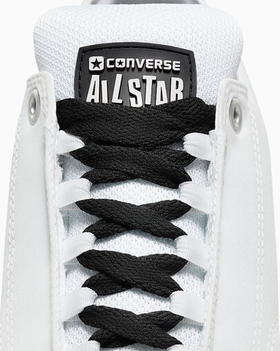 Chuck Taylor Puff White/White/Black, Detail Angle View