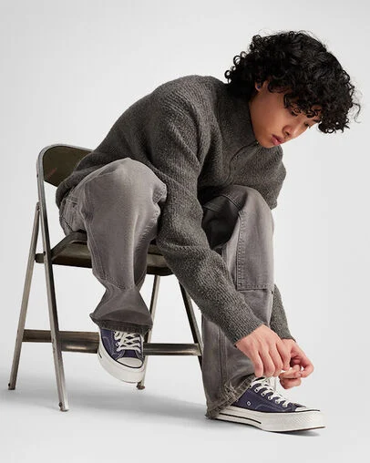 Chuck 70 Canvas Cold Stare/Egret/Black, On Foot Shot 2