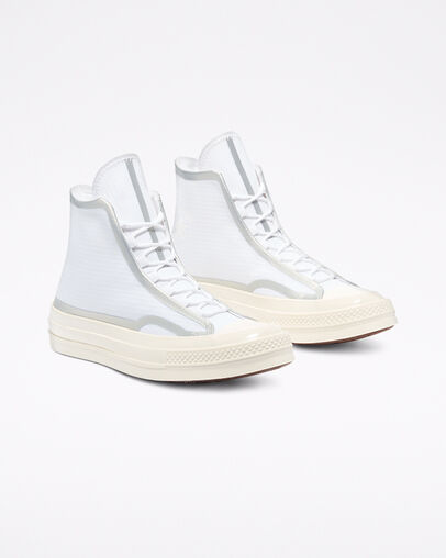Chuck 70 Metallic Seam White/Egret/Black, Angled View