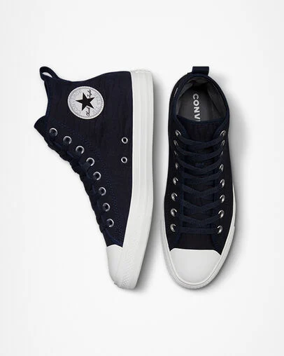 Chuck Taylor All Star Quilted Osidian/White/Gravel, Top and Side View
