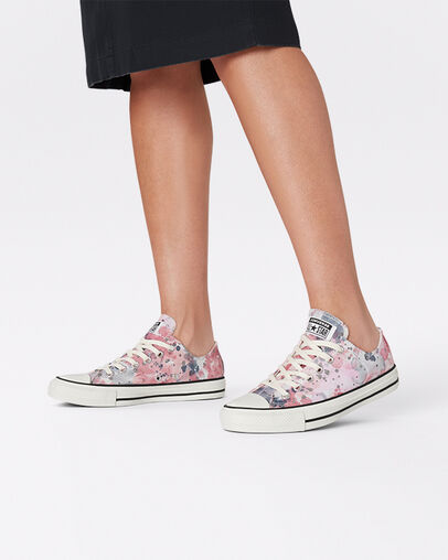 Chuck Taylor All Star Washed Florals Egret/Sesame/Black, On Foot Shot 1