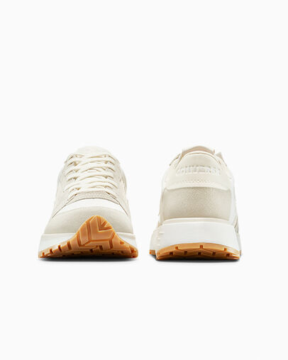 Omni Trainer Egret/Vintage White/Light Dune, Heel View
