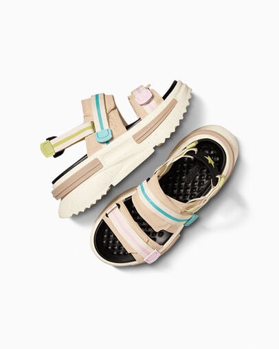 Run Star Utility Sandal CX Easy On Beige granola/Jaune c&eacute;drat, Angled View