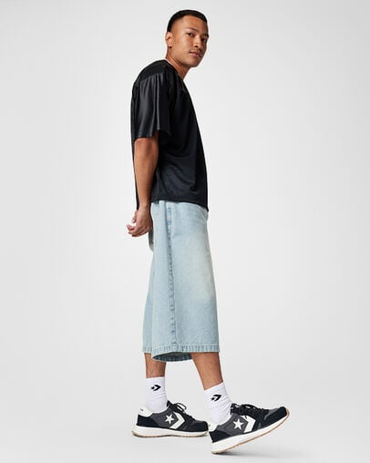 Omni Trainer Black/Dark Matter, On Foot Shot 1