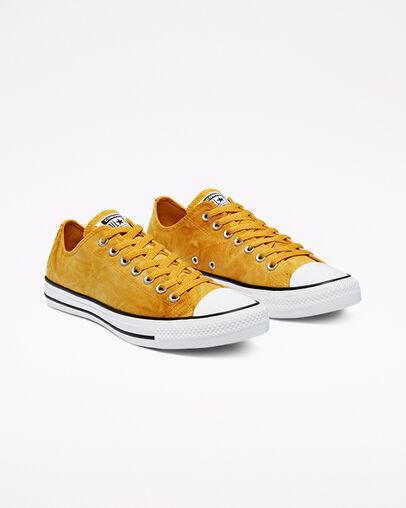Chuck Taylor All Star Summer Daze Gold Dart/Gold Dart/White, Angled View