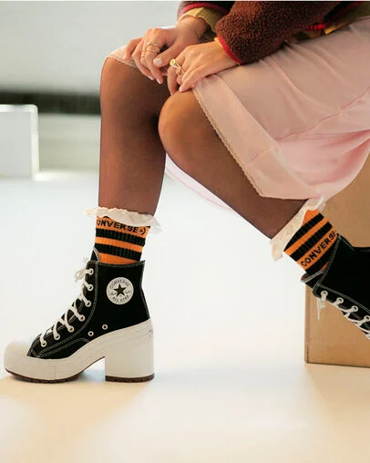 Chuck 70 De Luxe Heel Black/Egret/Egret, Detail Angle View