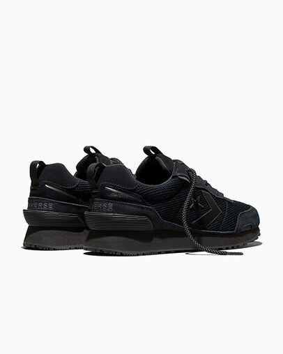 Omega Trainer SE Black/Black/Black, Heel View