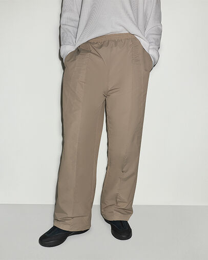 SHAI 001 Warm Up Pant Khaki