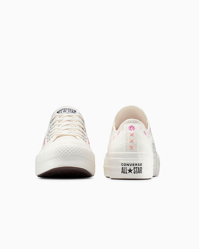 Chuck Taylor All Star Lift Floral Embroidery Low Top Garza/Fruto de az&uacute;car/Brote de cactus, Heel View