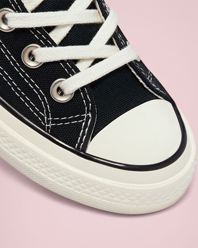 Love Thread Chuck 70 Negro/Garza/Rojo universitario, Detail Angle View