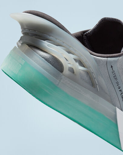 Chuck Taylor All Star CX FlyEase Gris ceniza/Viento de tormenta/Blanco, Detail Angle View