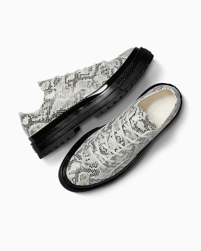 Chuck 70 National Suede Snake Print Barely Grey/Black/Barely Grey, Angled View