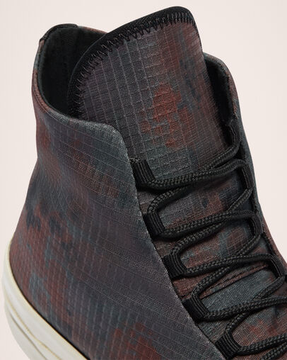 Chuck 70 Washed Florals Black/Terracotta Pink, Detail Angle View