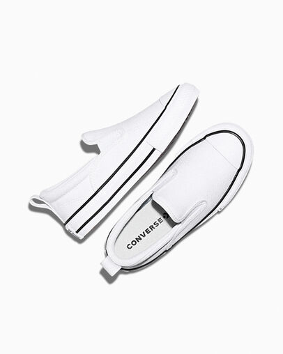 Chuck Taylor All Star Malden Street Slip On White/Black/White, Angled View