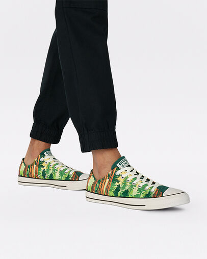 Chuck Taylor All Star The Great Outdoors Midnight Clover/Multi/Egret, On Foot Shot 1