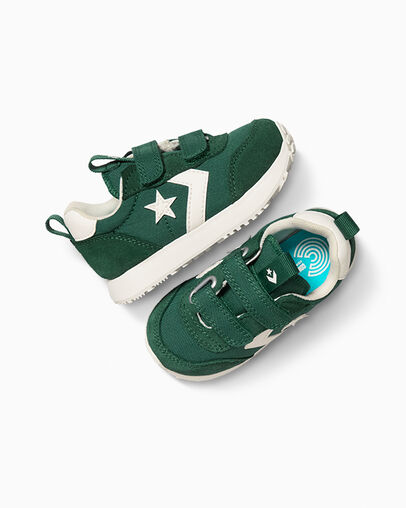 Converse Omega Trainer Easy-On Branch Out/Vintage White/Black, Angled View