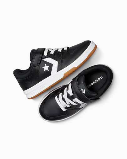 CL98 Easy-On Black/White/Black, Angled View