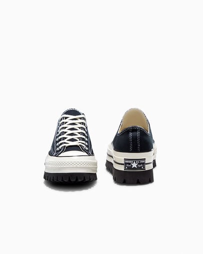 Chuck 70 Lugged Black Trek, Heel View