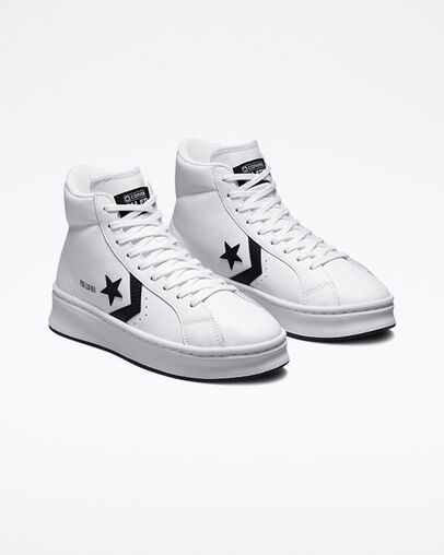 Pro Leather Lift Bianco/Nero/Bianco, Angled View