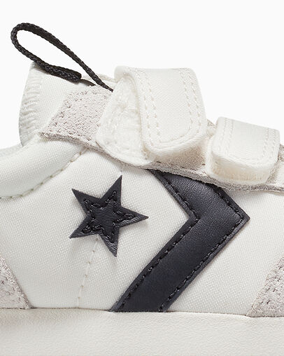 Converse Omega Trainer Easy-On Vintage White/Black/Egret, Detail Angle View