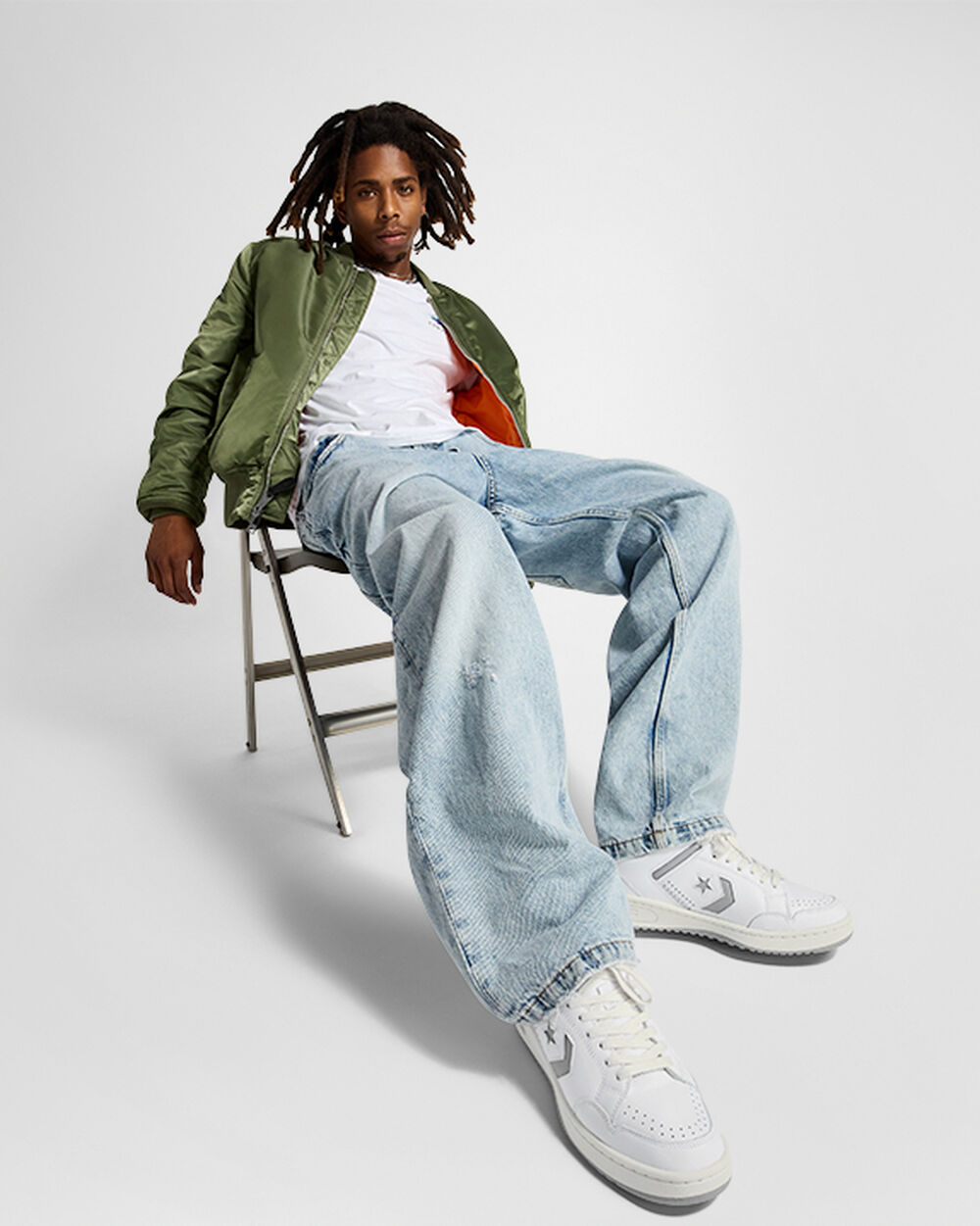 Thumbnail - Converse Weapon Leather