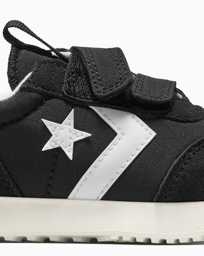 Converse Omega Trainer Easy-On Black/Vintage White/Egret, Detail Angle View