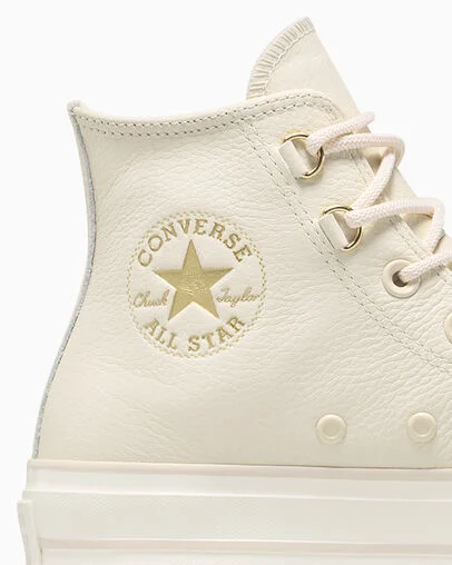 Chuck Taylor All Star Lift Platform Glam Leather Light Dune/Light Dune/Egret, Detail Angle View