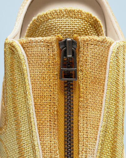 Chuck 70 Mule Crafted Canvas Sauterne/Goldtone/Cyber Mango, Detail Angle View