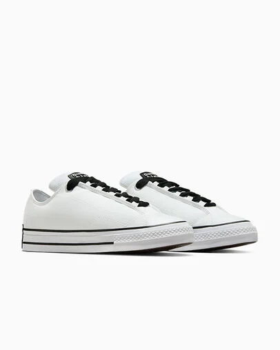 Chuck Taylor Puff White/White/Black, Top and Side View