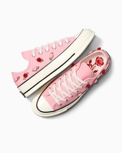 Chuck 70 Valentine's Day Lt Jellyfish Jitter/Red/Egret, Angled View