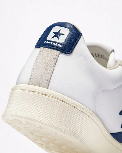 Pro Leather Wei&szlig;/Rush Blue/Egret, Detail Angle View