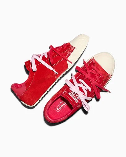 Chuck Taylor Lo Red/New Found Bloom Pink/Egret, Angled View