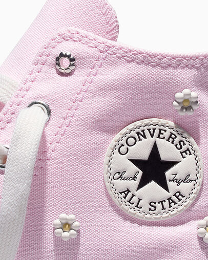 Chuck Taylor All Star Lift Platform Beaded New Found Bloom/Vintage White, Detail Angle View