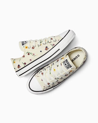 Converse  Shoes (Trainers) CHUCK TAYLOR ALL STAR FLORAL  (women) - A16521C
