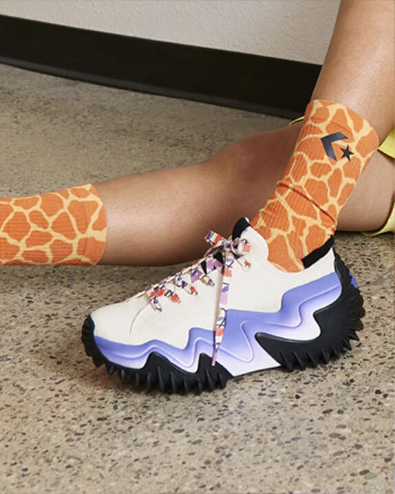 converse run star motion platform