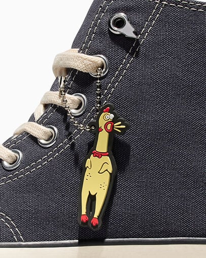 Converse x Stranger Things Chuck 70 Magnet/Black/Tomato, On Foot Shot 1