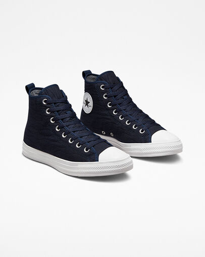 Chuck Taylor All Star Quilted Osidian/White/Gravel, Angled View