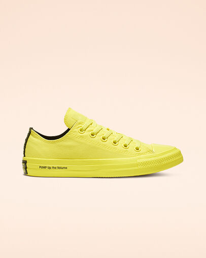 Converse x OPI Chuck Taylor All Star Montez le son, Outer Side View