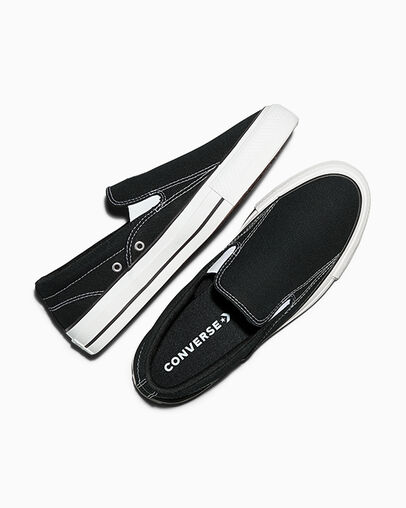 Chuck Taylor All Star Malden Slip-On Black/White/Black, Angled View