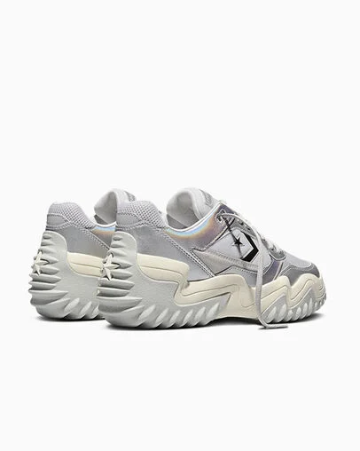 Converse Wave Motion Trainer Silver/Egret/Light Gray, Heel View