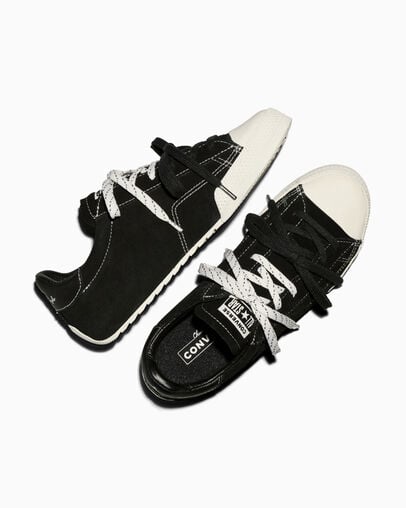 Chuck Taylor Lo Black/Black/Egret, Angled View