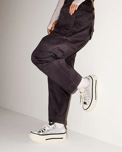 Chuck Taylor All Star Lift Double Stack Platform Metallic Silver/Egret/Black, On Foot Shot 2