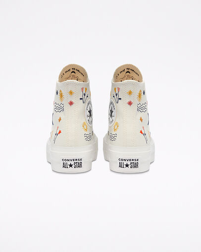 Chuck Taylor All Star Lift Platform It's Okay To Wander Egret/Vintage White/Black, Heel View