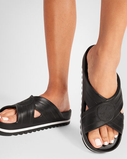 Chuck Taylor All Star Sandal Lite CX Negro/Blanco/Negro, On Foot Shot 2