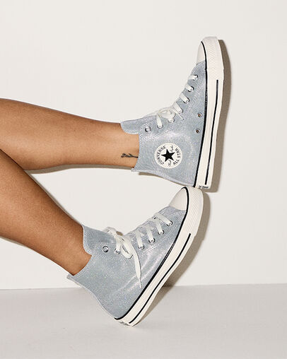 Chuck Taylor All Star Sparkle Barely Grey/Egret/Black, On Foot Shot 2