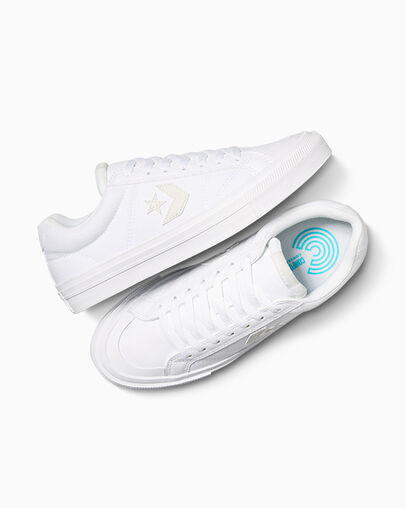 Sport Casual White/White/Barely Grey, Angled View