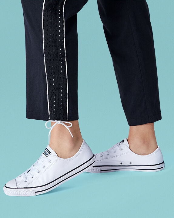 Star Dainty Leather Womens . Converse 