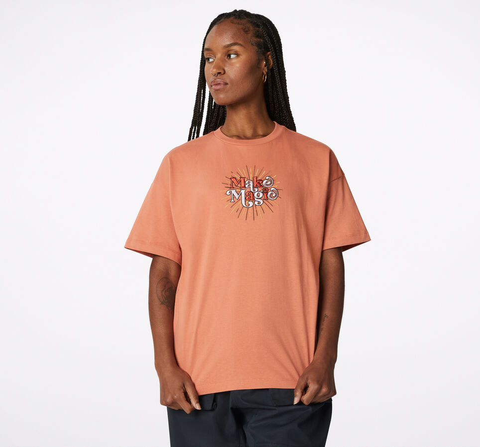 T-shirt &agrave; manches courtes, col ras du cou et coupe d&eacute;contract&eacute;e Chuck Magic Argile douce