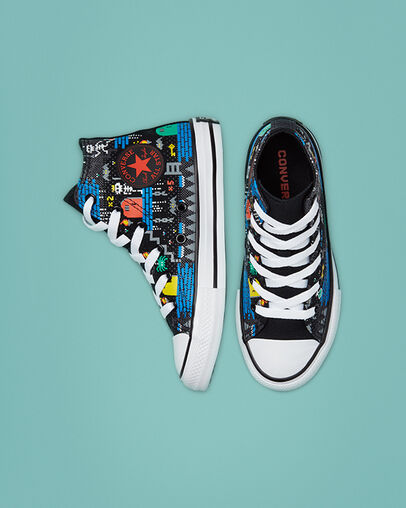 Chuck Taylor All Star Gamer Black/Bright Poppy, Top and Side View